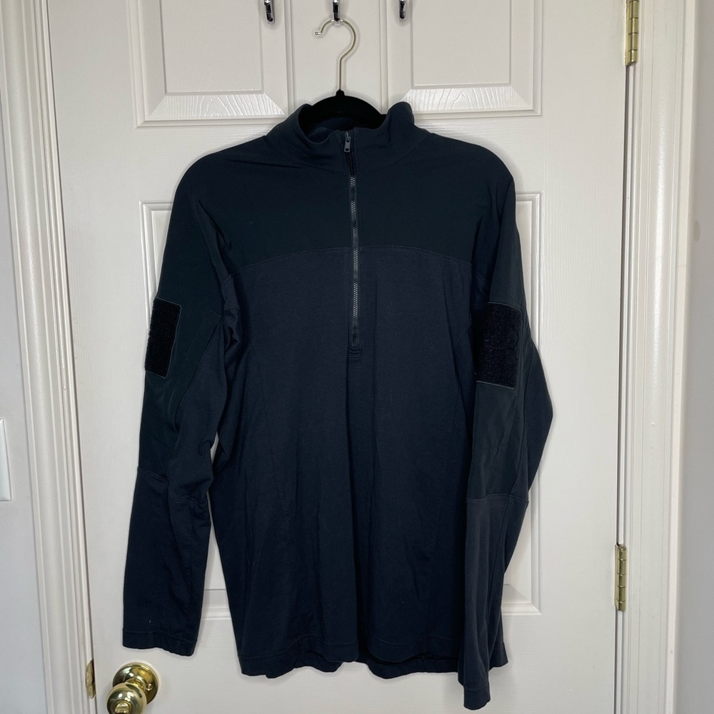 Under Armour black tactical quarter zip pullover sweatshirt | M